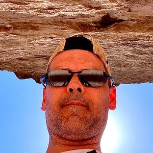 Meet your Posher, Aaron